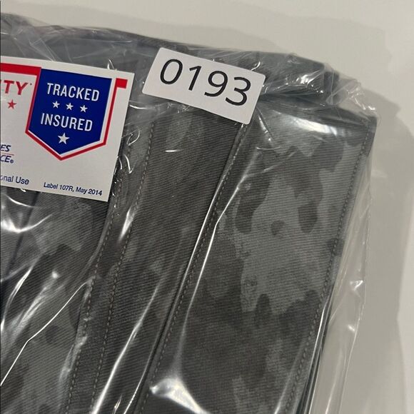 Spanx Stone Wash Camo Pull On Stretch Twill Shorts Womens Sz large Slim Shaping - Picture 11 of 11